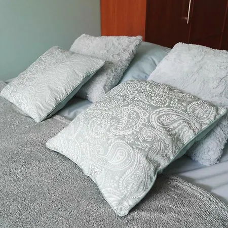Lägenhet Wygodny, 2-pokojowy Apartament Blisko Centrum Wrocław