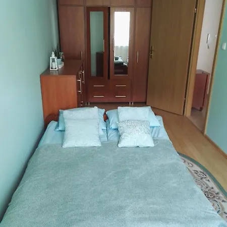 Wygodny, 2-pokojowy Apartament Blisko Centrum Lägenhet *